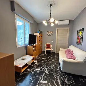 Casa Appartamento Latte